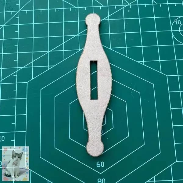Больстер из латуни для ножа толщина 3 мм, длина88mm,паз 4мм арт. Я-06