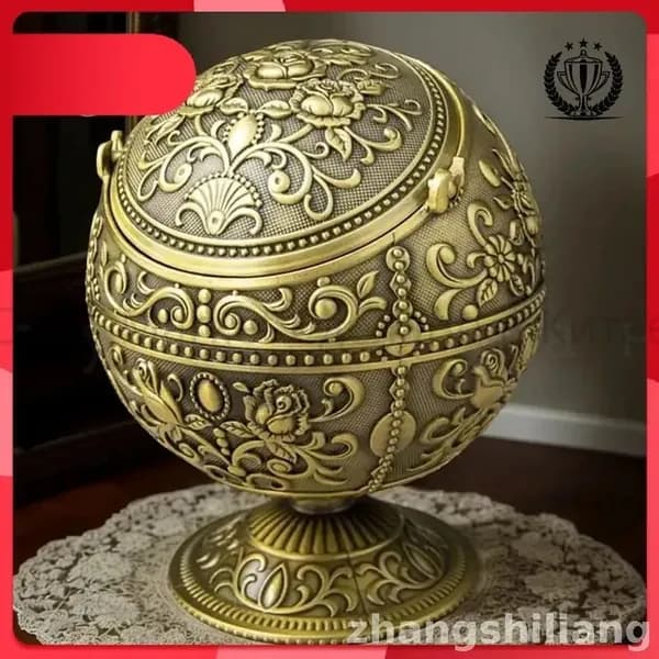 GM Винтажная пепельница