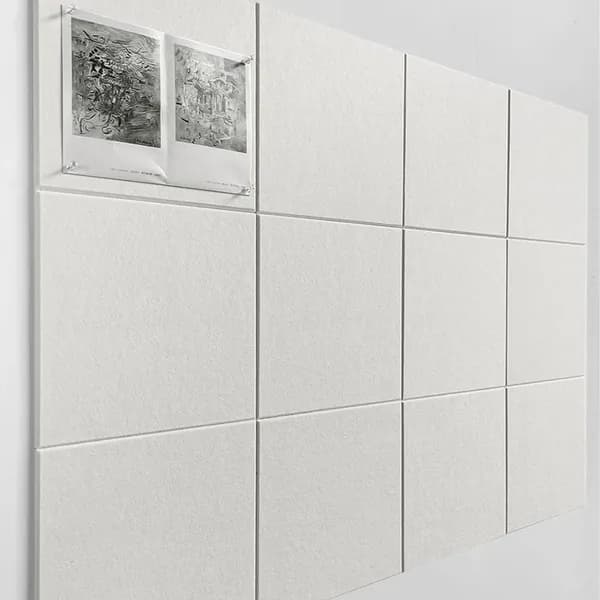 Акустическая панель из войлока 30x30 см с клеевым слоем, светло-бежевая, для декора стен и доски объявлений