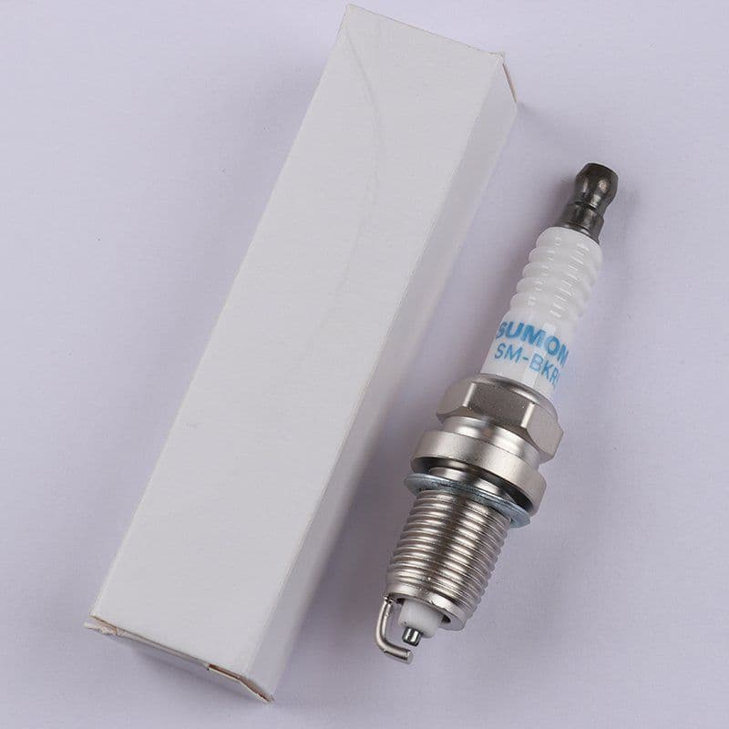 Свеча зажигания Sumomoto SM-BKR5EYA двигатель 1SZ-FE; 3RZ-FE