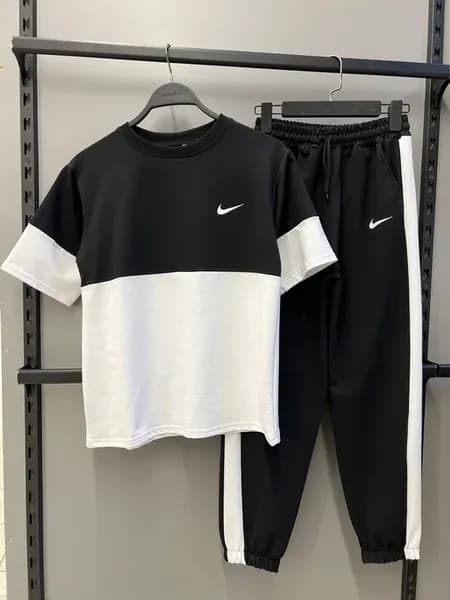 Спортивный костюм для мальчика nike