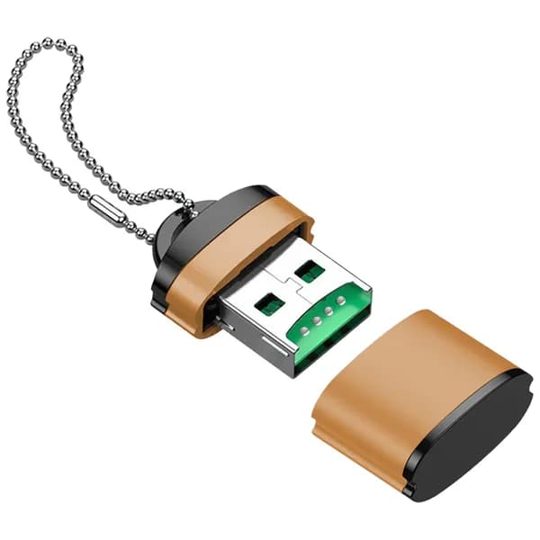 на USB -адаптерный считыватель карт для ноутбуков компьютер
