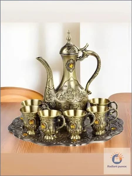 Бронзовый винтажный чайник