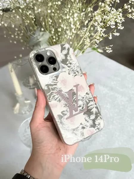 Чехол iPhone 14 Pro с принтом LV защитный силиконовый луи
