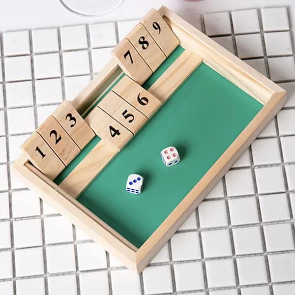 Настольная игра для 2 игроков из дерева с цифрами и кубиками для праздников