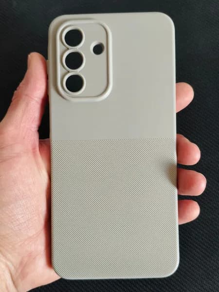 Чехол пупырчатый на Samsung A26 матовый серый