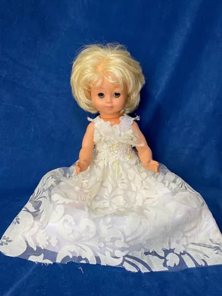 Винтажная игрушка, кукла невеста, 45 см, ГДР