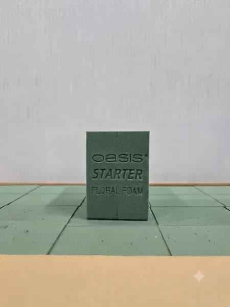 Губка флористическая Oasis (1 шт), 7,5*7,5*11см