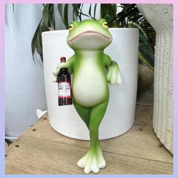 Фигурка садовая