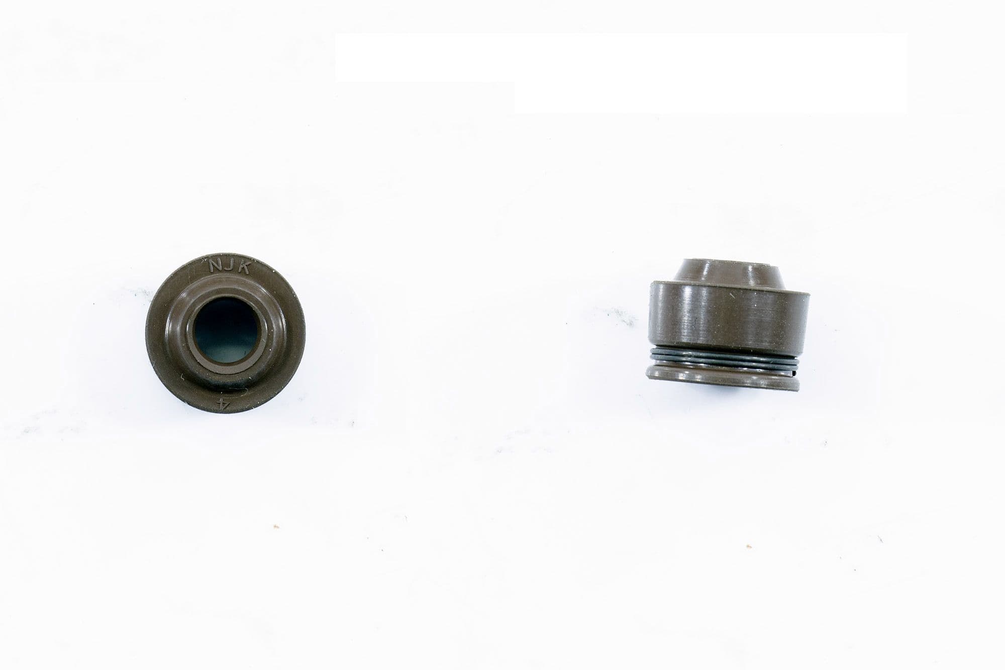 Колпачок маслосъёмный C100 (GY6)VI BSET5, Z11, TYX300, арт. 1051501-002000