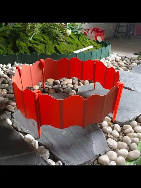 Садовый бордюр пластиковый с колышками