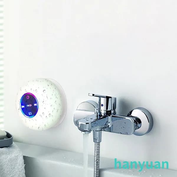 Водонепроницаемая Bluetooth-колонка с LED-подсветкой и присоской