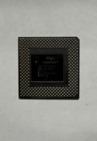 Intel Процессор ретро Celeron 466 Socket PGA370 OEM (без кулера)