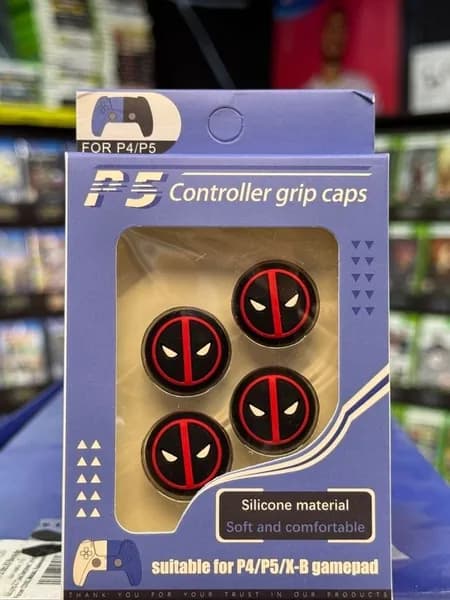 Накладки на стики PS4/PS5 (Deadpool) (4 штуки)