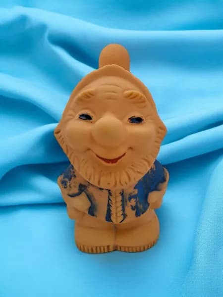 Винтажная игрушка "Гном", СССР, размер 9,5х9,5х16,5см