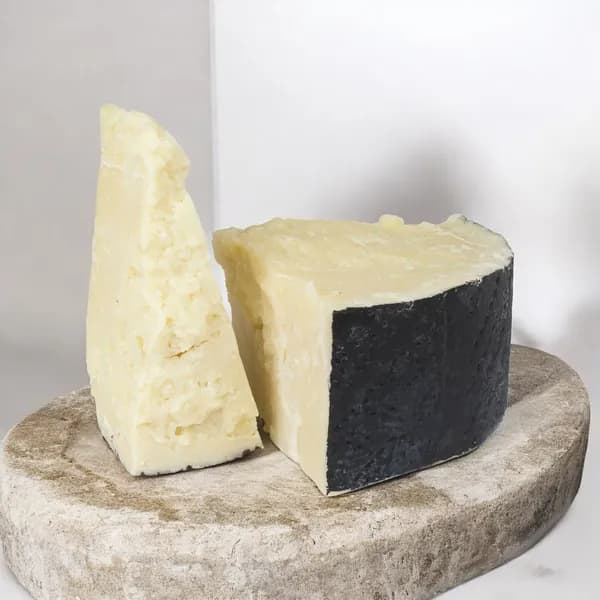 Сыр Пекорино Романо (овца), 360гр. Pecorino romano.