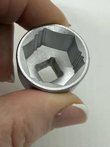 Головка 3/8" 19мм усиленная с насечками профессиональное качество