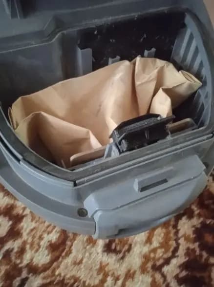 Держатель мешка пылесборника, крепление мешка (без пружинки) LG 4480FI3589D