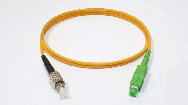 Шнур оптический (патч-корд) pc FC/UPC-SC/APC 9/125 G652 simplex LSZH 1m 3.0mm