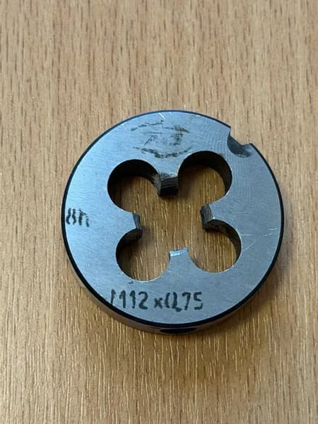 Плашка м12х0,75 (8h)