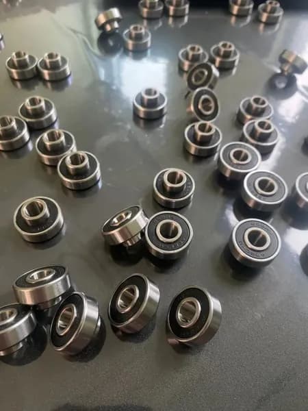 Подшипники 608 RS скоростные ABEC-11 (набор 2 шт) с выступающей втулкой на электросамокат, коляску, беговел, скейтборд
