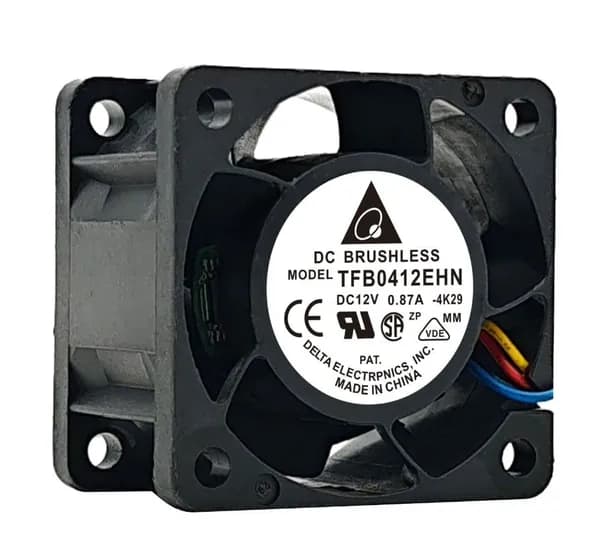 Delta TFB0412EHN 15000rpm размер 40x40 типа "пушка" толщиной 28мм для серверов 1U и асиков очень высокой мощности