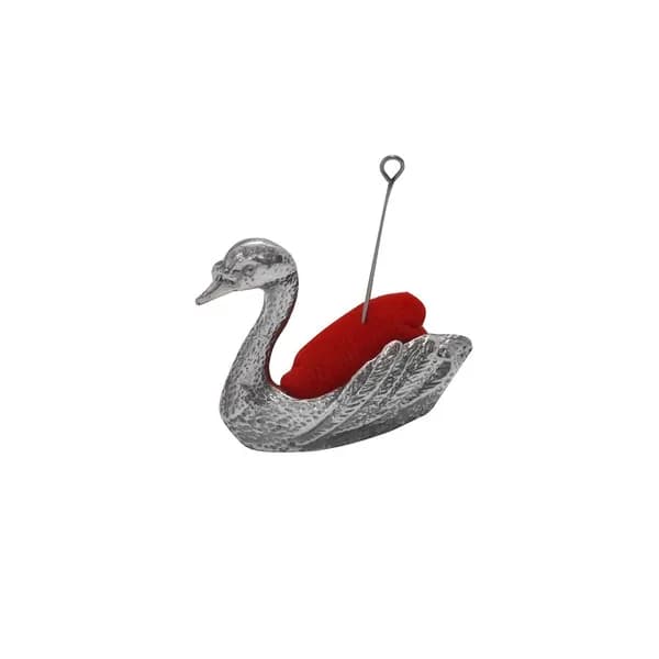 Серебряная игольница Лебедь