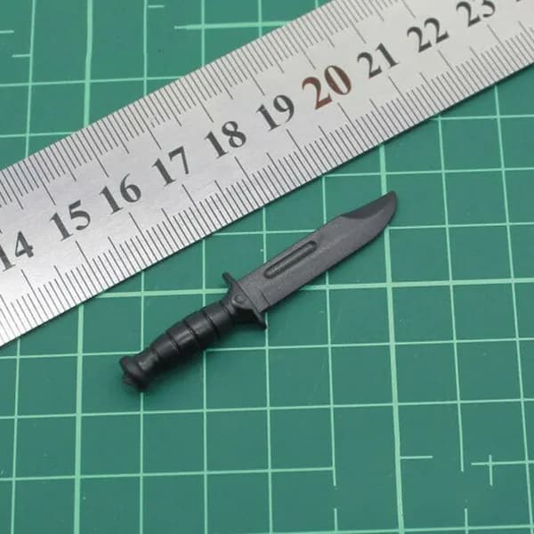 Миниатюрный пластиковый нож в масштабе 1:6, черный классический тактический кинжал для 12-дюймовой фигурки