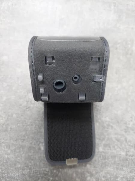 Манжета на запястье для тонометра UB-505