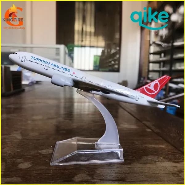 Эксклюзивная металлическая модель самолета Turkish Airlines B777, Boeing 777, представлена