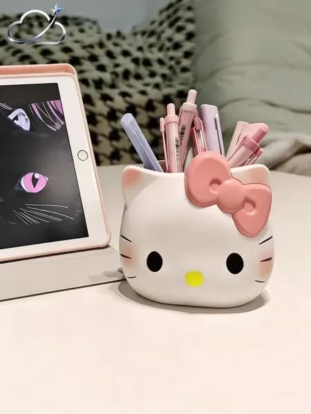 Эксклюзивный пенал Hello Kitty для кистей, ручек и щеток зубных