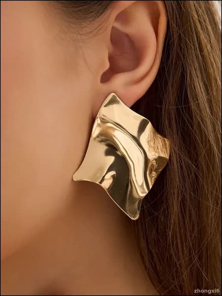 Серьги асимметричные