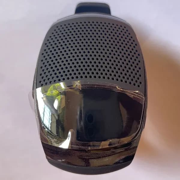 Беспроводная Bluetooth-колонка для велосипеда на запястье с дисплеем и управлением съёмкой