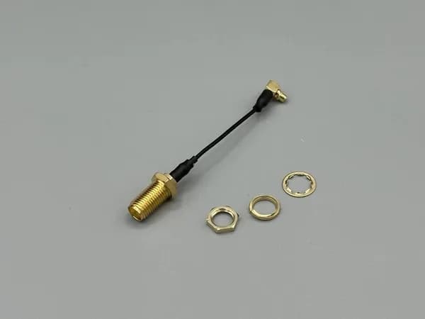 Переходник Foxeer 65mm Angle MMCX to SMA