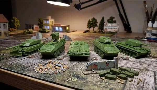 Набор военной техники 5 штук в масштабе 1:144