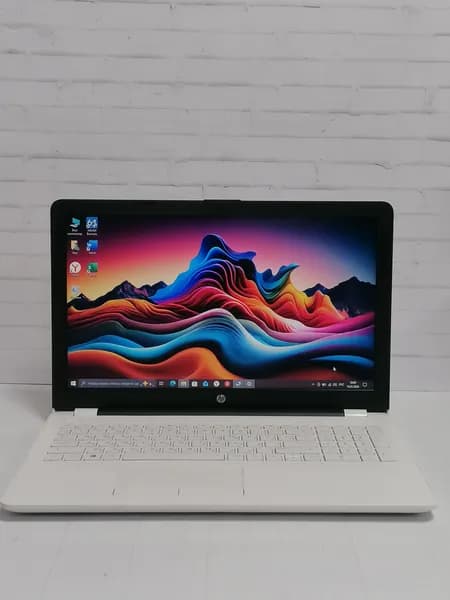 HP Ноутбук 15.6", AMD A4-9120, RAM 8 ГБ, SSD 120 ГБ, AMD Radeon R3, Windows Pro, белый, Русская раскладка