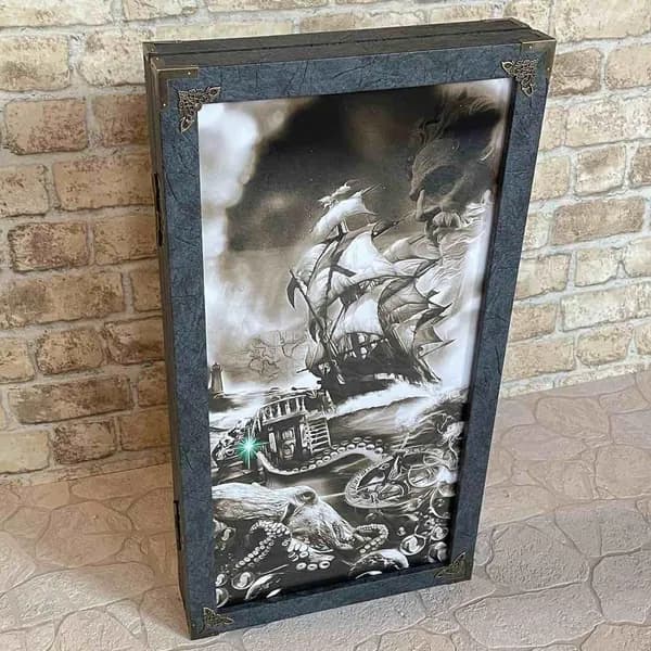 Нарды большие стеклянные 60*60 "Чёрная Жемчужина", из натурального дерева, обтянуты экокожей премиум класса, игровое поле под каленым стеклом, фишки и игральные кости в комплекте