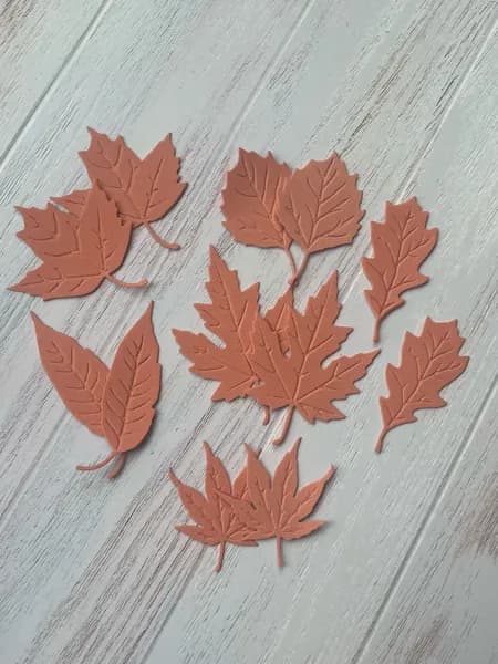 Листики из фоамирана
