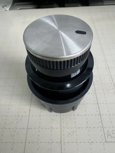 Ручка регулировки в сборе для духового шкафа Haier 0530052446