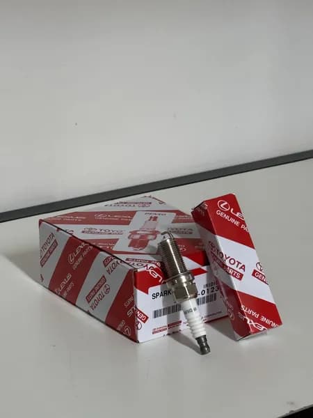 Свеча зажигания арт. 9091901233, 4 шт.