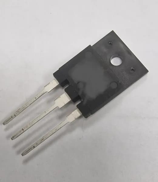 Транзистор 2SD1555