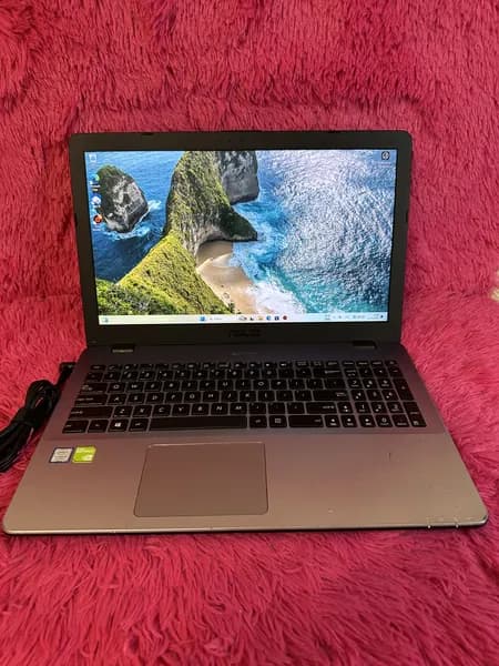 ASUS FL8000U Ноутбук 15.6" | Intel Core i7-8550U | 8 ГБ | NVIDIA GeForce MX150 4 ГБ | SSD 256 ГБ | Игровой, Для работы, Для учёбы Игровой ноутбук, RAM 8 ГБ 256 ГБ, бронза