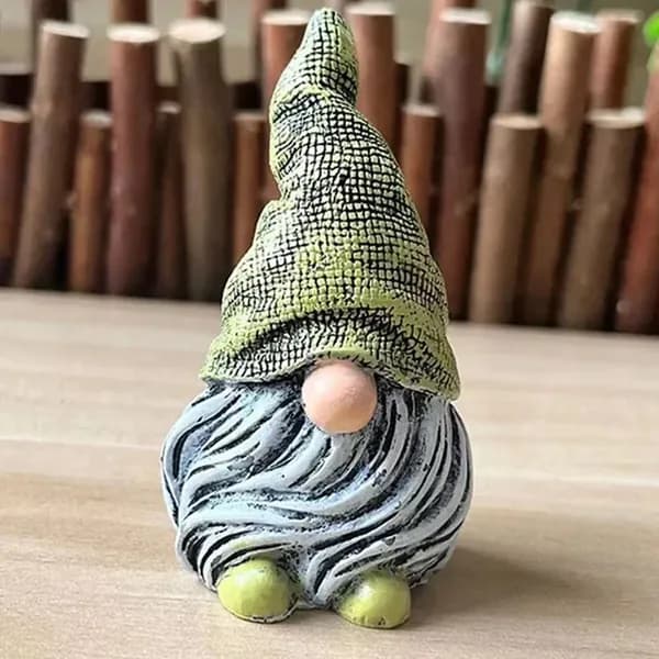 Фигурка садовая