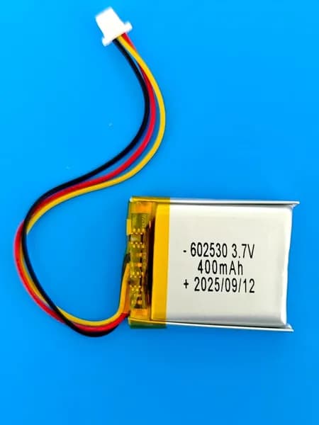 Аккумулятор универсальный литий полимерный li-pol 3.7v вольт 3pin 3 провода с платой + коннектор (разъем фишка) 400mAh 602530 размер 6x25x30