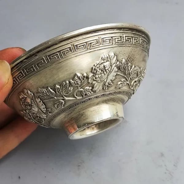 Старинная серебряная чаша, коллекция 1933 года