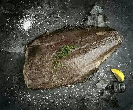 Палтус Наша марка замороженный тушка в оливковом масле с прованскими травами 500г