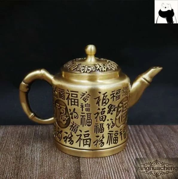 Чайник винтажный , Коллекционный чайник , бронзовый