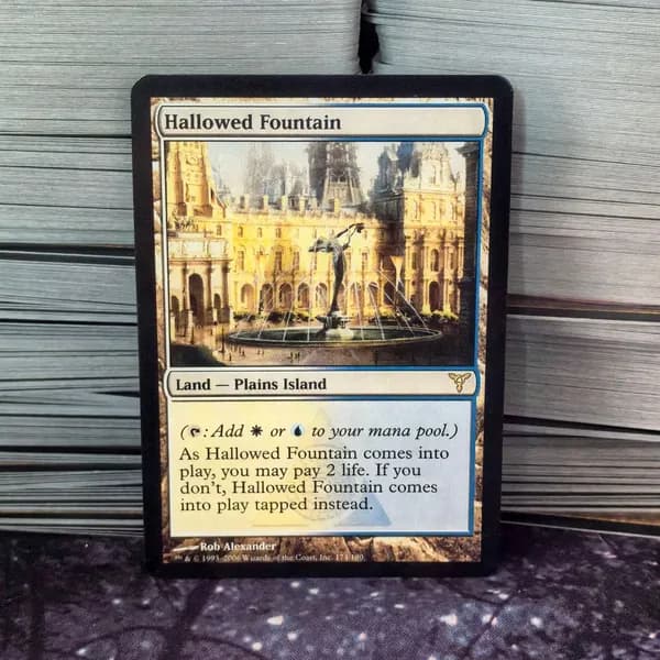 Hallowed Fountain MTG Земля Равнина/Остров
