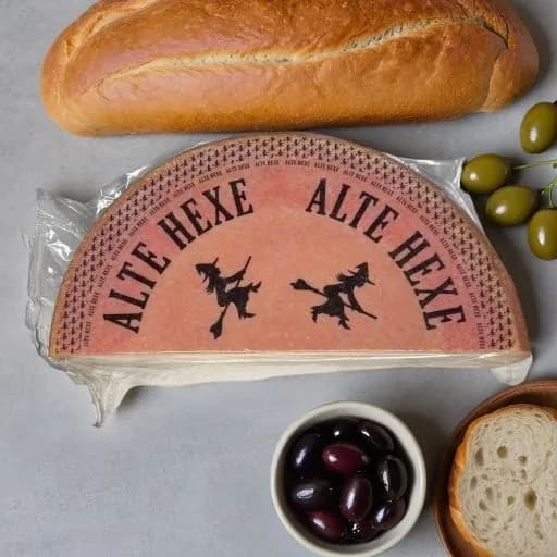 Швейцарский твердый сыр, до 250 гр, Альт Хекс, Старая Ведьма (ТМ Margot Fromages)