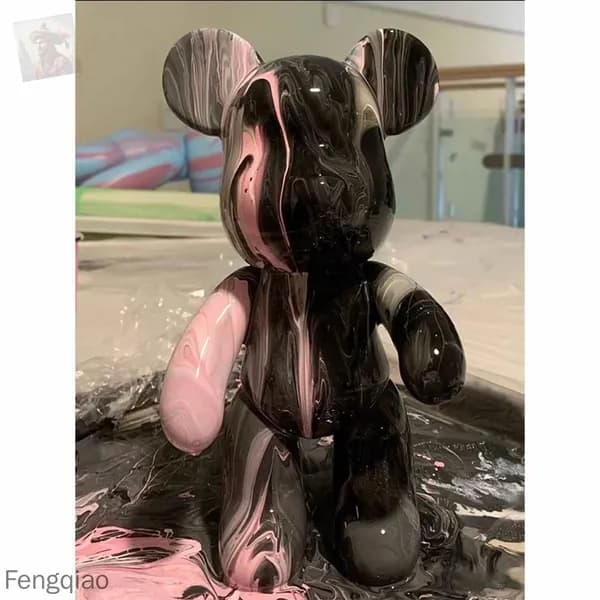 Набор для творчества мишка с красками Bearbrick fluid art 23 см(Белый, розовый, черный)